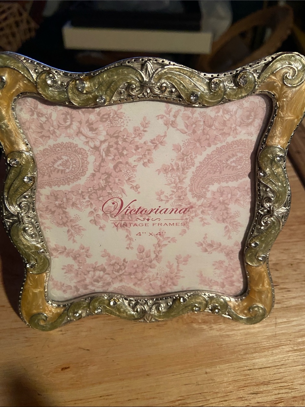 Victorianana Pink and Gold Ornate Picture Frame – Vintage Decorative Frame